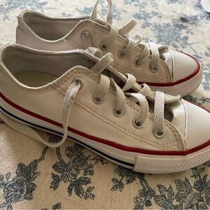 White low top Converse Chuck Taylor’s, kids size 13